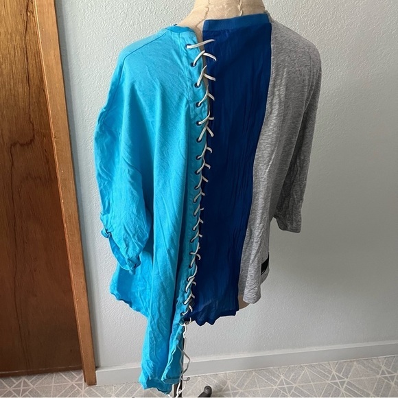 UNRAVEL PROJECT sz M ASYMMETRICAL Top Blue Gray Shirt Short Sleeve 3 Col… - Picture 2 of 11